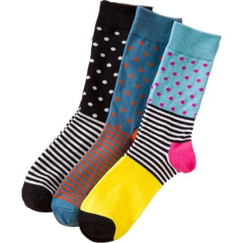 2018 New Fashion Men Sock High Quality Cotton Stripe Socks Wave Point Comfortable Warm Stitching Color Funny Socks for Men Gift