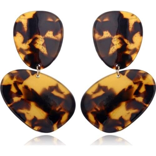 European Simple and Comfortable Hot Style Jewelry Latest Geometric Resin Personality Retro Acrylic Plate Earrings for Women