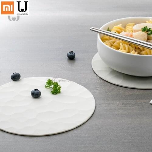X2019 New Silicone Mat Cup Bowl Thicken Placemat Insulation Pad Stand Hot Drink Pot Holder Kitchen Accessories Coasters