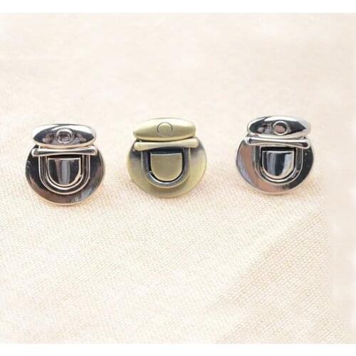 Metal Thumb Catch Purse Lock, 45mm x 50mm Brushed Brass Purse Bag Lock