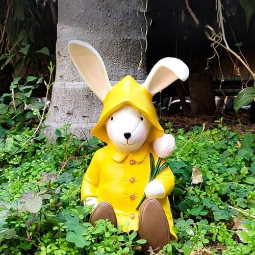 Cartoon Raincoat Rabbit Sculpture Simulation Animal Statue Home Decor Garden Landscape Resin Crafts Villa Balcony Furnishings