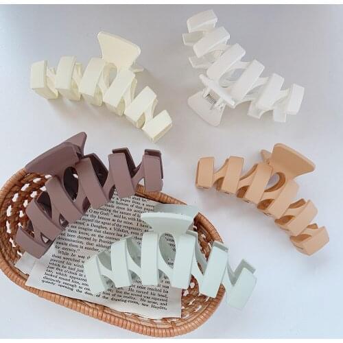 Elegant Large Matte Hairpins Multicolor Hairpin Bath Hair Catch Shark Clip For Women Hair Accessories Hair Style Accessories