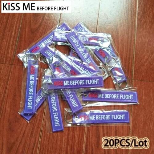 20Pcs/lot KISS ME BEFORE FLIGHT Embroidery Keychains For Women Bag Pendant Men Metal Key Ring Car Luggage Tag Aviation Gifts
