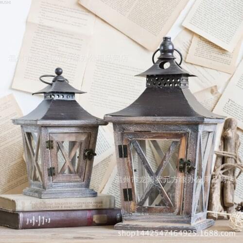 Retro woodiness The tin roof storm lantern garden outdoors candle candlestick light decorate Ornaments garden decoration