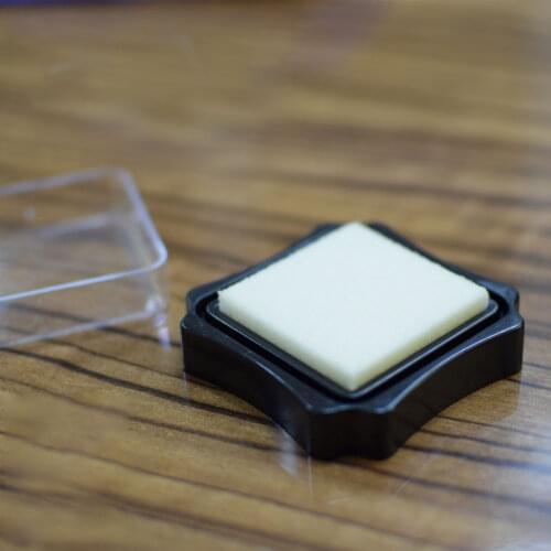 20pcs/lot 3x3cm white Ink pad stamp pad For Rubber Clear Stamps DIY scrapbooking Craft Decoration wedding letter Document white