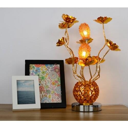 Creative wedding European gift bedroom room simple LED bedside lamp rose wedding table lamp red WF1111358