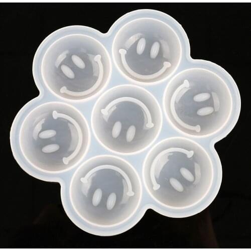 1PC 7 Grips Baking Tools Silicone Cake Mold Pudding Handmade Soap Mold Smile Face Ice Cream Chocolate Mold Random Color LB 365
