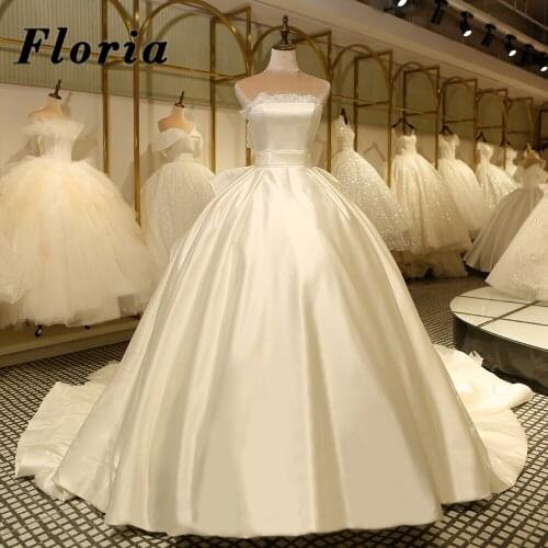 Middle East Long Train Wedding Dresses 2021 Princess Dubai Lace Beading Bridal Gowns Saudi Arabia Brides DressesRobes De Mariage