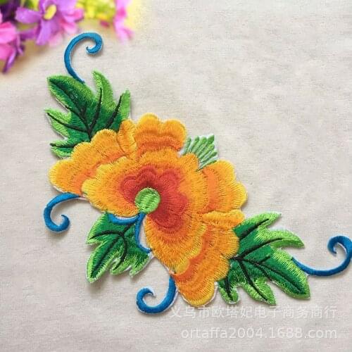 50pcs/Lot Pansy Embroidery Patches Letters Clothing Decoration Accessories Diy Iron Heat Transfer Applique Iron on Patches