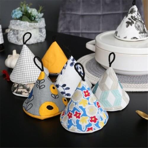 Japanese style garden anti-scalding casserole enamel pot fabric triangle handle grip cap heat insulation glove pot jacket