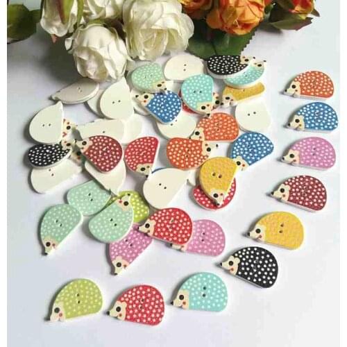 50pcs 2 Holes Mixed Hedgehog cartoons Wooden Buttons 17x25mm Scrapbooking Sew Accessories botones de madera para manualidades