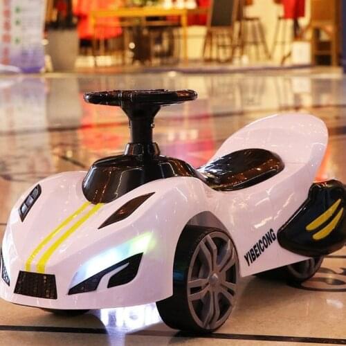 Kids Ride on Toy Car Four Wheel Baby Scooter Toddler Car with light music baby bike walker 1-3years old