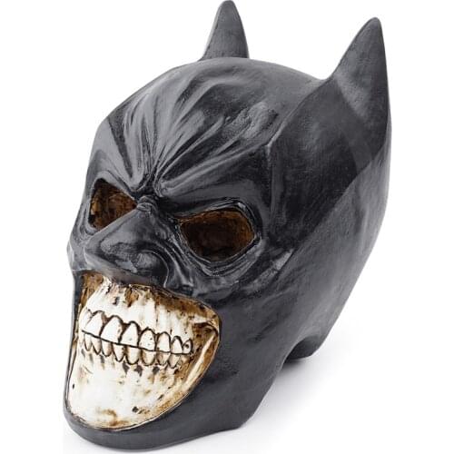 HeyMamba Resin Skull Head Statue Black Bat Mask Skull Sculpture Home Halloween Skull Model Art Decoration