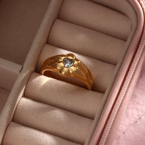 New Minimal 3A Heart Clear Zircon Stone Ring PVD Plated Stainkless Steel Tarnish Free Floral Gold Rings For Women Wedding Ring
