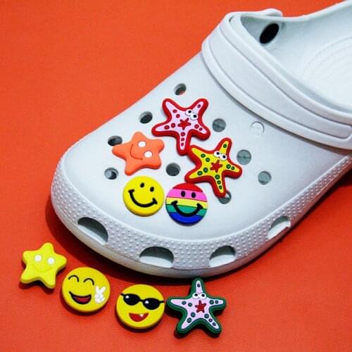 Hot Sale 1 Piece Of Starfish Smiley Shoes Accessories Cute Garden Shoes Decorative Buckle Childrens Gift Crocodile Jibz