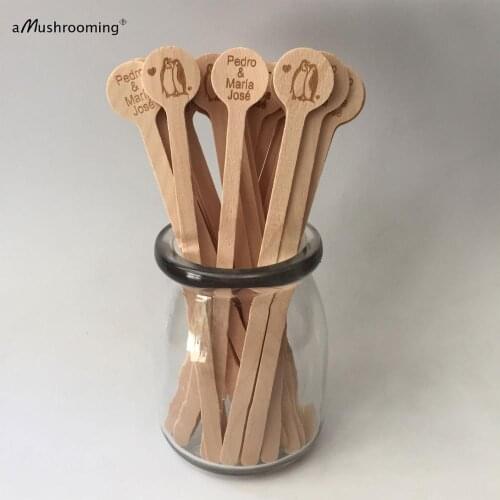 100pcs Custom Round Cocktail Swizzle Stirrers Decoration Wood Vintage Winter Season Wedding Party Penguin Personalized Names