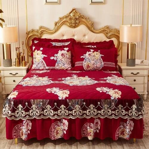 Thicker Warm Crystal velvet Quilted quilt Bedspread Fitted Sheet Pillowcases 2/3pcs Princess Lace embroidery Bedding