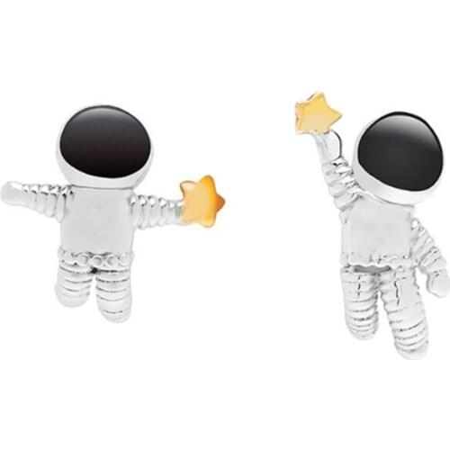 2019 Whole Sale Unique Astronaut Real Earings Fashion Jewelry Cosmonaut Asymmetrical Golden Small Earrings Christmas