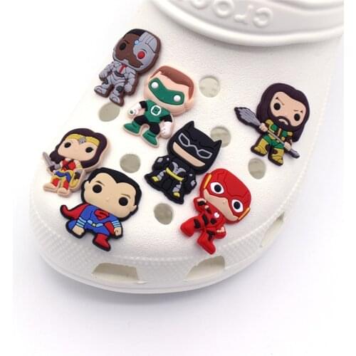 Hot Sale 7pcs lot Shoe Decoration Croc Shoe Charms Designer Accessories for Clogs Kids School Gift Fit Wristband croc jibz