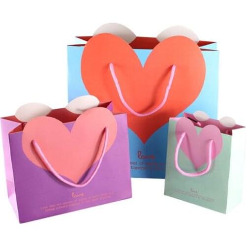 2019 new sale 5pcs cute love Simple and creative valentines day love gift bag wedding with hand gift bag wrapping paper bag