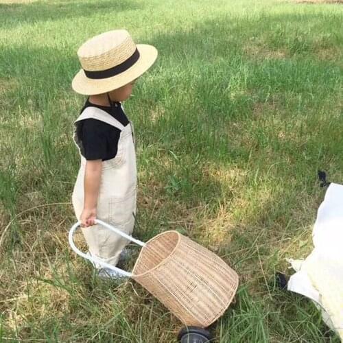 Childrens photography props trolley pull car Nordic wind pull car straw pull car photo accesspries outdoor newborn props