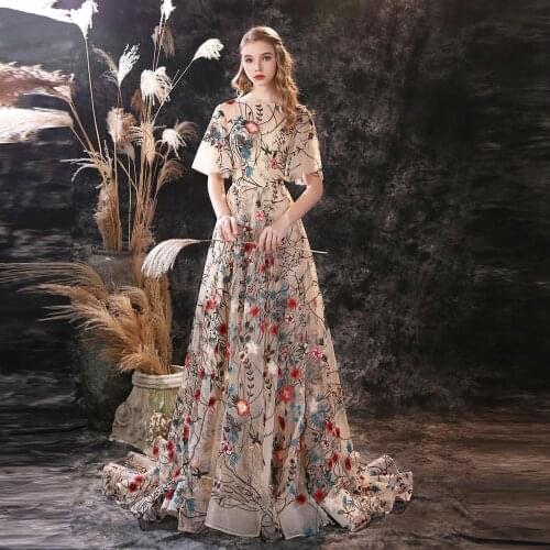 Floral Prom Dresses Floor Length Flower Emboridery Long Women Evening Gowns With Short Sleeves Tulle Sheer Pageant Dress