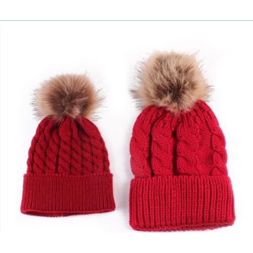 2Pcs/Pair Family Matching Outfits Mother and Kid Baby Child Warm Winter Knit Beanie Fur Pom Hat Crochet Ski Cap