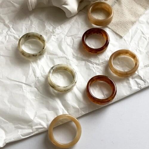 Korean Charms Geometric Rings for Women Resin Fashion Simple Vintage Nostalgia Y2K Rings Jewelry Friendship Gifts New 90s Style