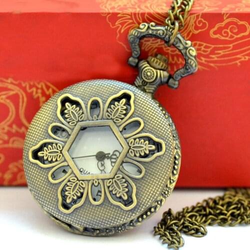 Bronze Vintage Quartz Pocket Watch Design Trend Hexagonal Hollow Sunflower Quartz Pocket Watch With Necklace 9012