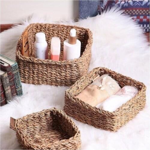 3 pcs Square Straw Regulator Decorative Natural Basket Wicker Basket