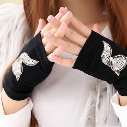 Lovely Cartoon Animals Pattern Skull Winter Rivet Gloves Women Warm Knitted Diamonds Sequins Cool Fingerless Dancing Gloves