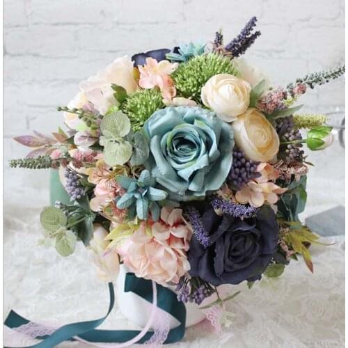 2018 New creative and Romantic handmade flower floral wedding bride holding flower Moron Berry Hand Flowers hydrangea Rose Blue