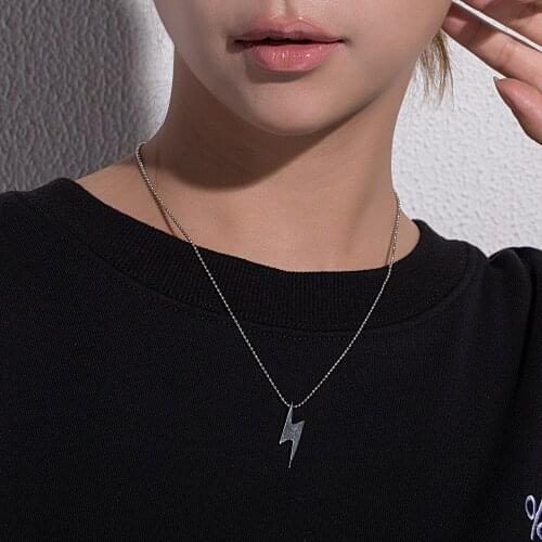 Fashion Geometric Lightning Necklace Pendant for Women Men Creative Personality Simple Long Sweater Chain Necklace Jewelry