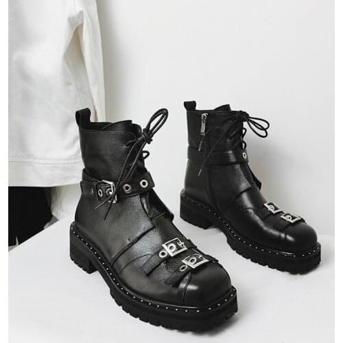 Motorcycle Boots Women England Style Hip Hop Black Ankle Shoes Autumn Winter Belt Buckle Punk Military Boots Zapatos De Mujer