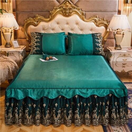 2020 new products Solid Iced silk matBed spread Fitted Sheet Pillowcases 2/3 pcs Lace embroidery princess Bedding