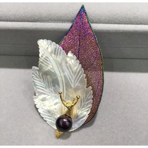 Double leaves brooch natural sea shell leaf and fresh water pearl snail brooch pins fashion women jewelry free shipping