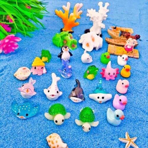 Aquarium accessories Aquarium decoration Small ornaments ornaments fish tank landscaping ornaments dolls