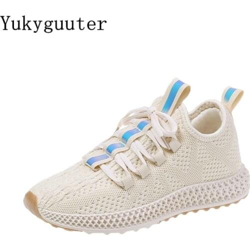 Woman Sports Running Shoes Flats Outdoor Summer Breathable Couple Shoes Lightweight Athletic Mesh Sneakers Lace Up Women