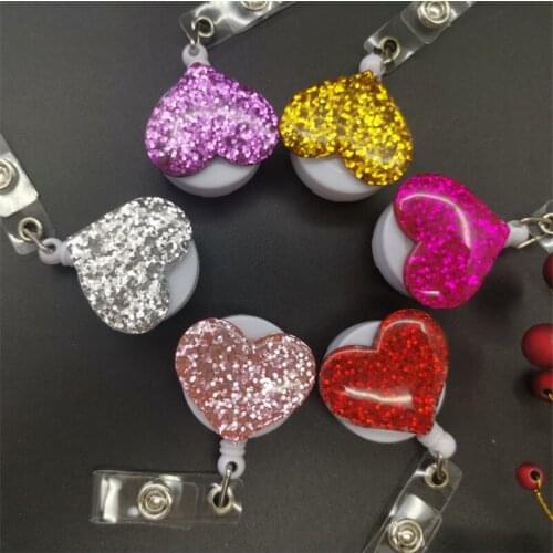 Hot Sales 1 Piece High Quality Retractable Nurse Badge Reel Fashion Love Heart Glitter Doctor Students ID Card Badge Holder