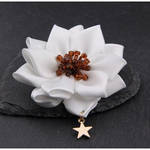 Women Solid Colors Ribbon Hand-folded Flowers Glass Beads Petal Golden Star Drop Brooches Collar Lapel Coat Pins Corsage Jewelry