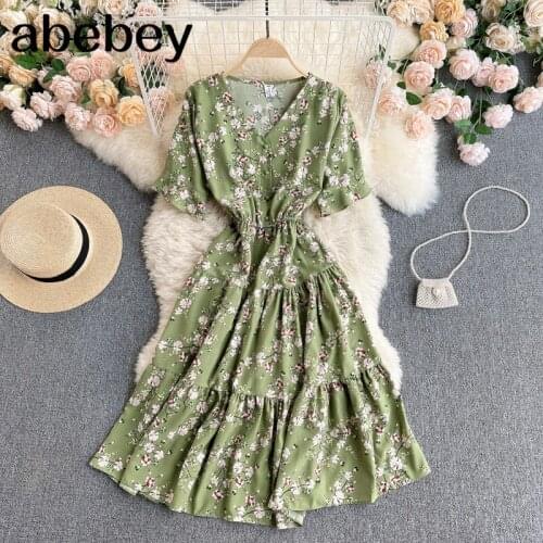Women Retro Floral Dress Korean Puff Sleeve V Neck A-line Ruffles Dress Summer Bohemian Print Vacation Midi Dress