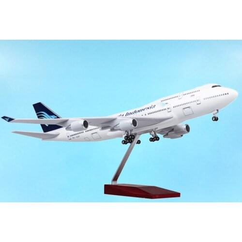 47CM 1/150 Scale Aviation Airplane B747 Garuda Indonesia Aircraft Model Light Alloy Base Plane Adult Collectible Gift Display