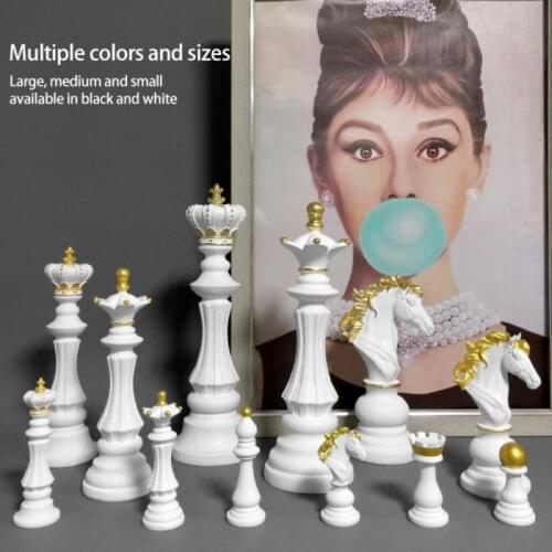 Chess Statue Decor Retro Resin Sculpture Ornament Animal Figurines Chess-Shaped Chessmen Statue Desktop Decoration Crafts