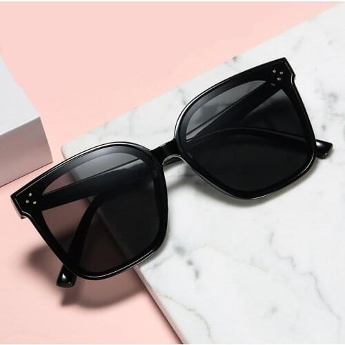 Women Sunglasses Gentle High-grade V Designer Monster Sunglass Cat Eye Female Elegant Sun glasses Fashion Lady