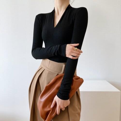 Autumn New Womens T-shirt Temperament Simple V-neck Long-sleeved T-shirt Female Slim All-match Qn