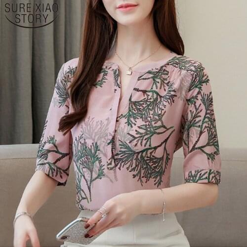 Short Sleeve Ladies Tops Embroidery V-Neck Regular Women Tops Blusas Mujer De Moda 2021 Plus Size Women Tops and Blouses 5071 50