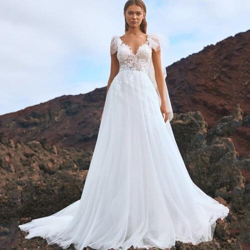 New Summer Beach White Lace Bridal Wedding Dresses with Detachable Train V Neckline Wedding Gown for Bride Sleeveless Open Back