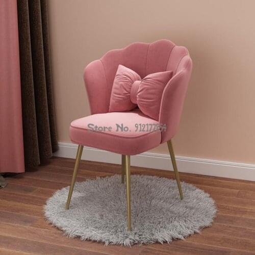 Nordic makeup chair dressing stool dressing table chair girl cute bedroom stool light luxury dressing chair petal chair