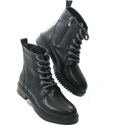 BLACK. WINTER. FLAT SOLE WOMENS BOOTS. RUBBER SOLE. WARM INDOOR. NEW SEASON. LUXURY, VERY CHIC