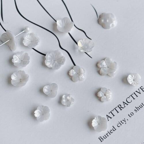 DIY jewelry accessories wholesale fun small fresh simple white flower acetate acrylic small pendant jewelry